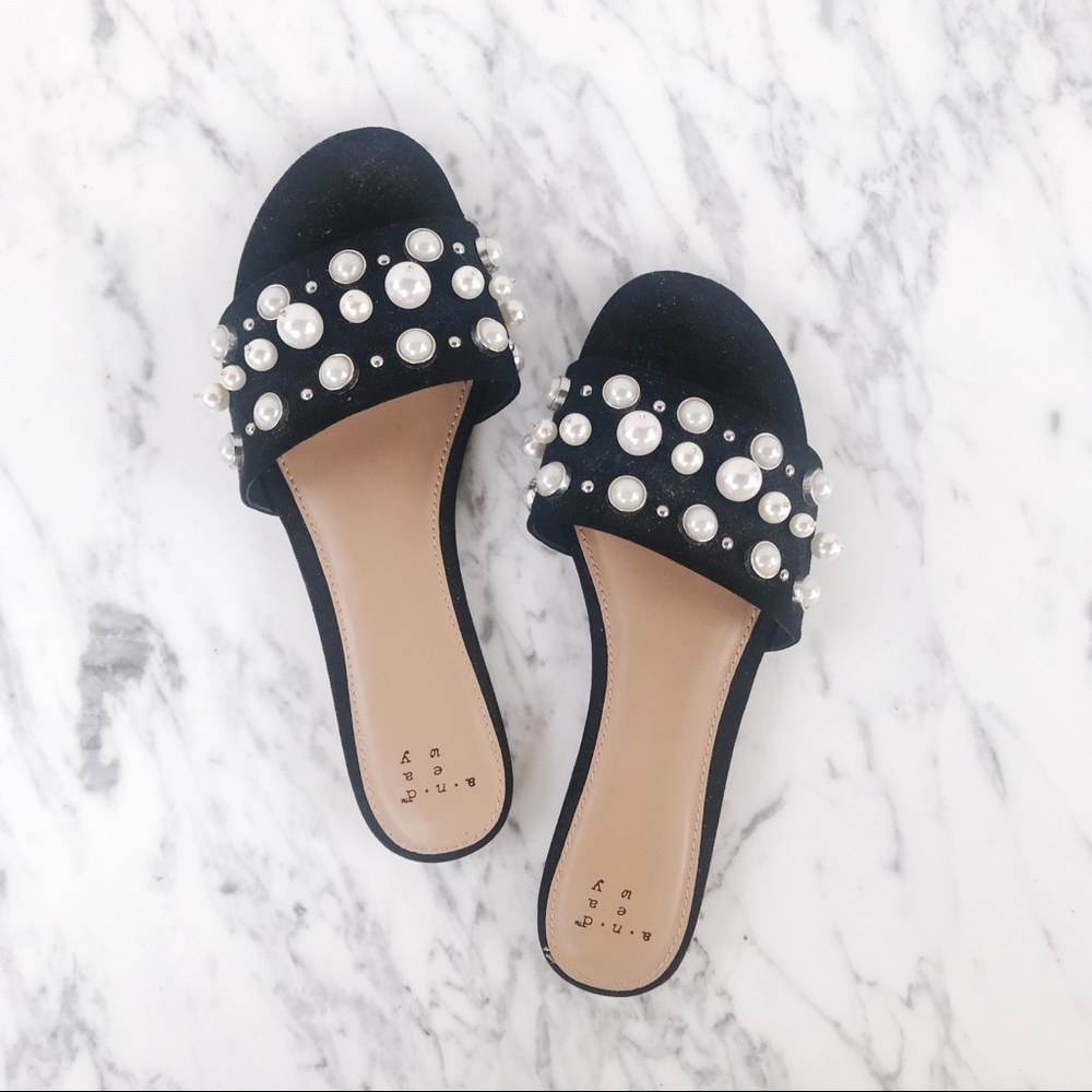 Pearl Embellished slides